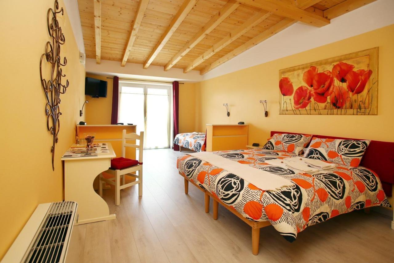 B&B La Vecchia Tipografia - Lago D'Idro Ponte Caffaro Exterior foto